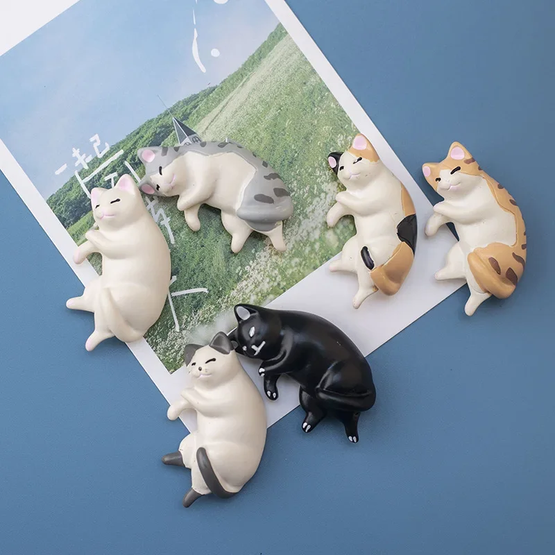 1 PCS Cute Lazy Cat Miniatures Exquisite Creative Sleep Cat Figurines Cartoon Design Simulated Cat Fridge Ornaments