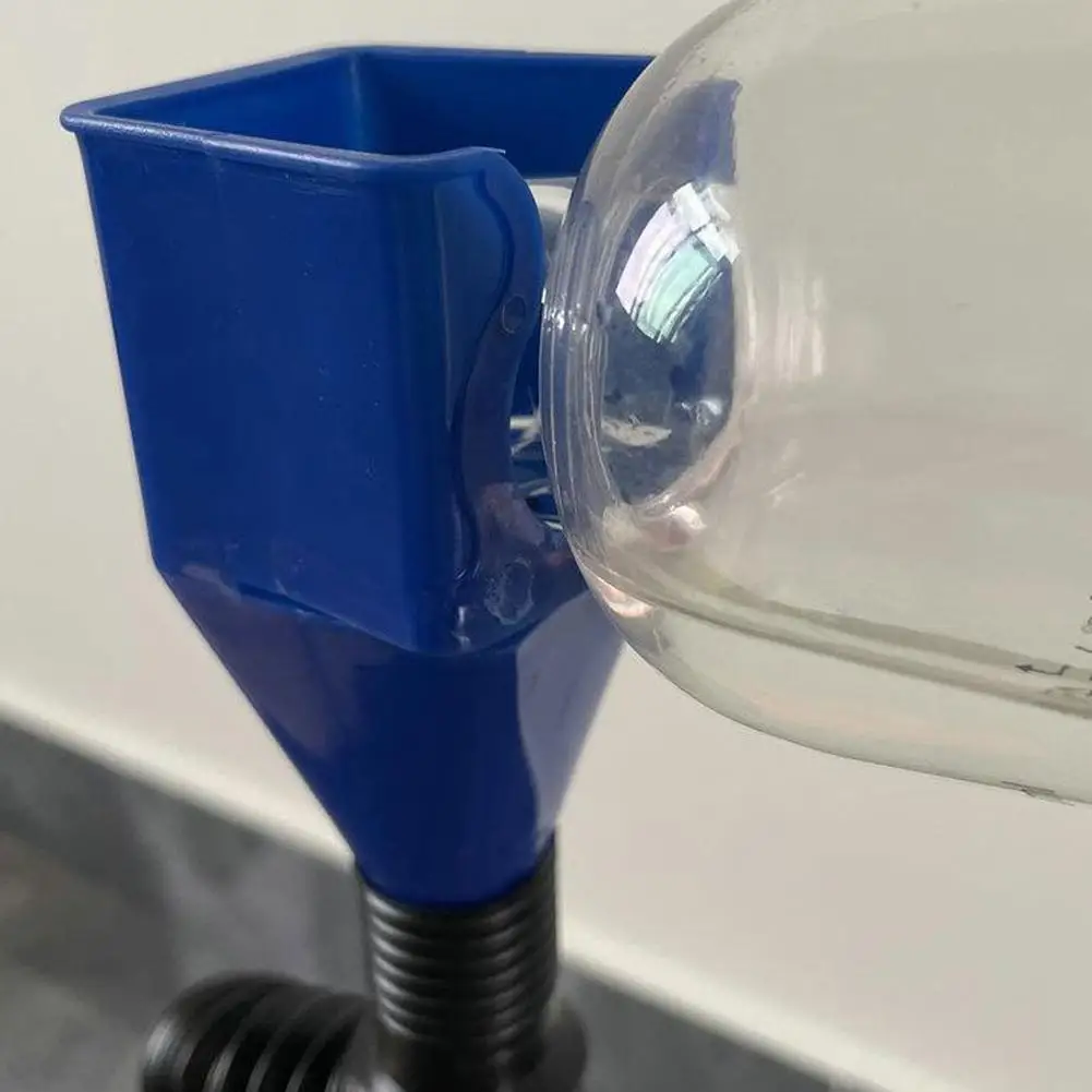 

Универсальная автомобильная воронка для заправки, защелкивающаяся воронка для заливки масла, воронка для переноса масла, пластиковая удерживающая воронка, инструмент для масла D8Y0