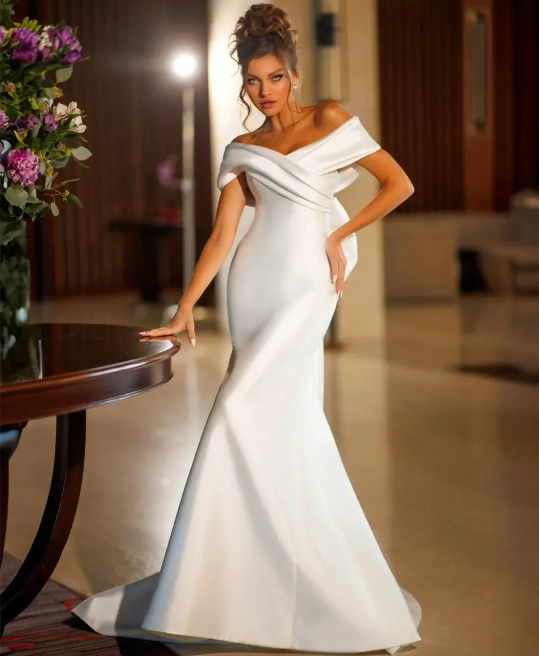 Elegant Long Off Shoulder Wedding Dresses With Bow Sexy V-neck Mermaid Pleated Sweep Train Zipper Back Bridal Gowns for Women