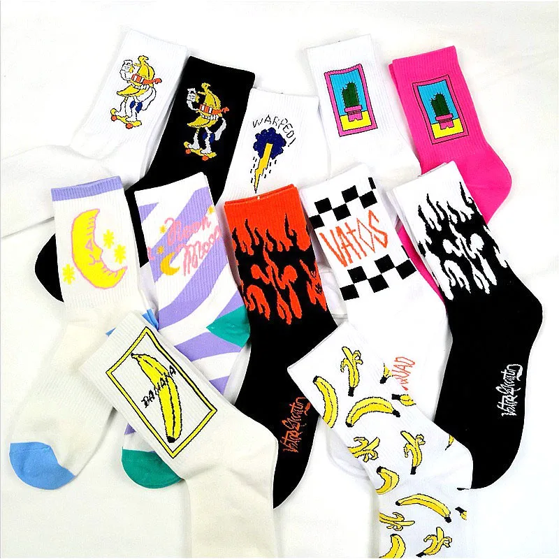 Men's street trend mid tube socks, women's moon cactus, banana sweat absorbing and odor resistant sock