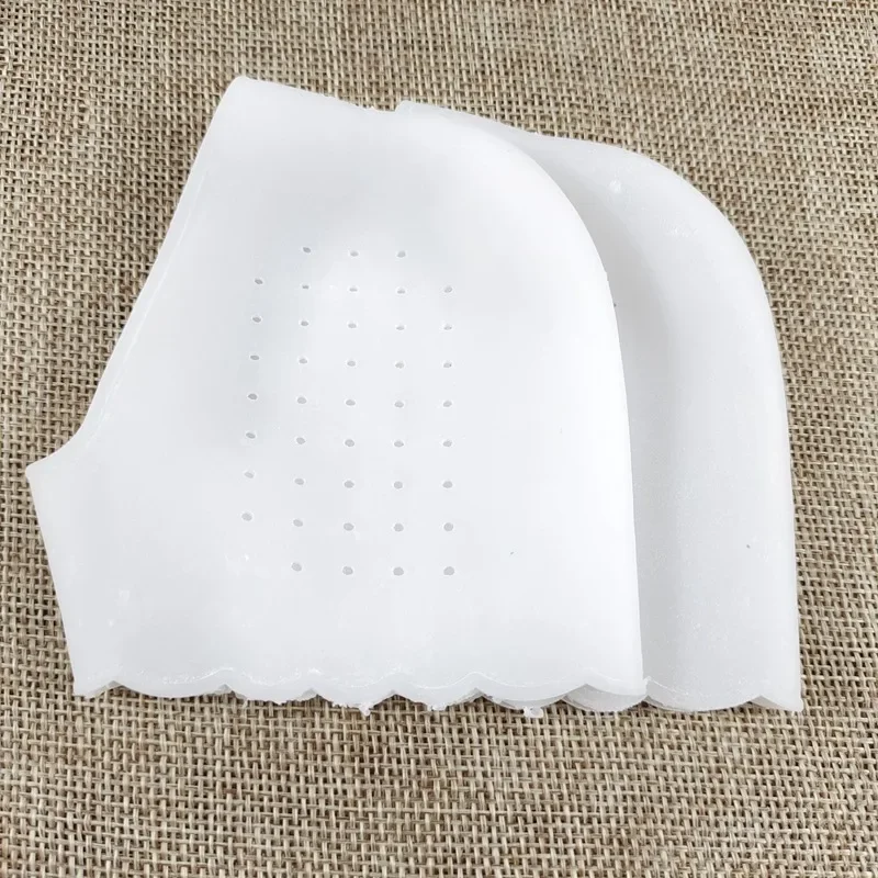 2Pcs New Silicone Feet Care Socks Moisturizing Gel Heel Thin Socks with Hole Cracked Foot Skin Care Protectors Foot Care Tool