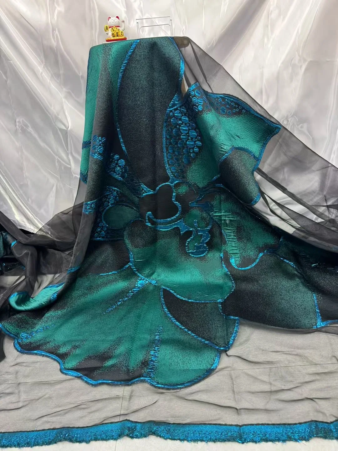 

New Design Sequined Jacquard Brocade Lace Fabric for Party African Organza Lace Fabric French Nigerian Wedding Lace Fabric