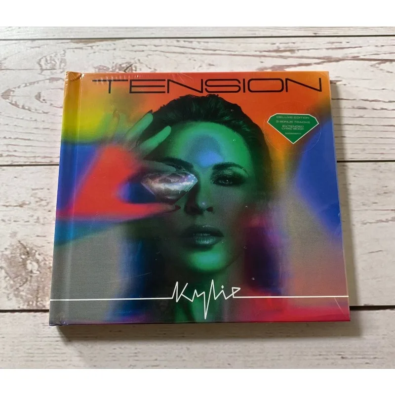 

Коллекция популярных английских песен Кайли Миног: Greatest Hits Remastered Audio. Новый запечатанный подарочный набор для автомобиля и дома.