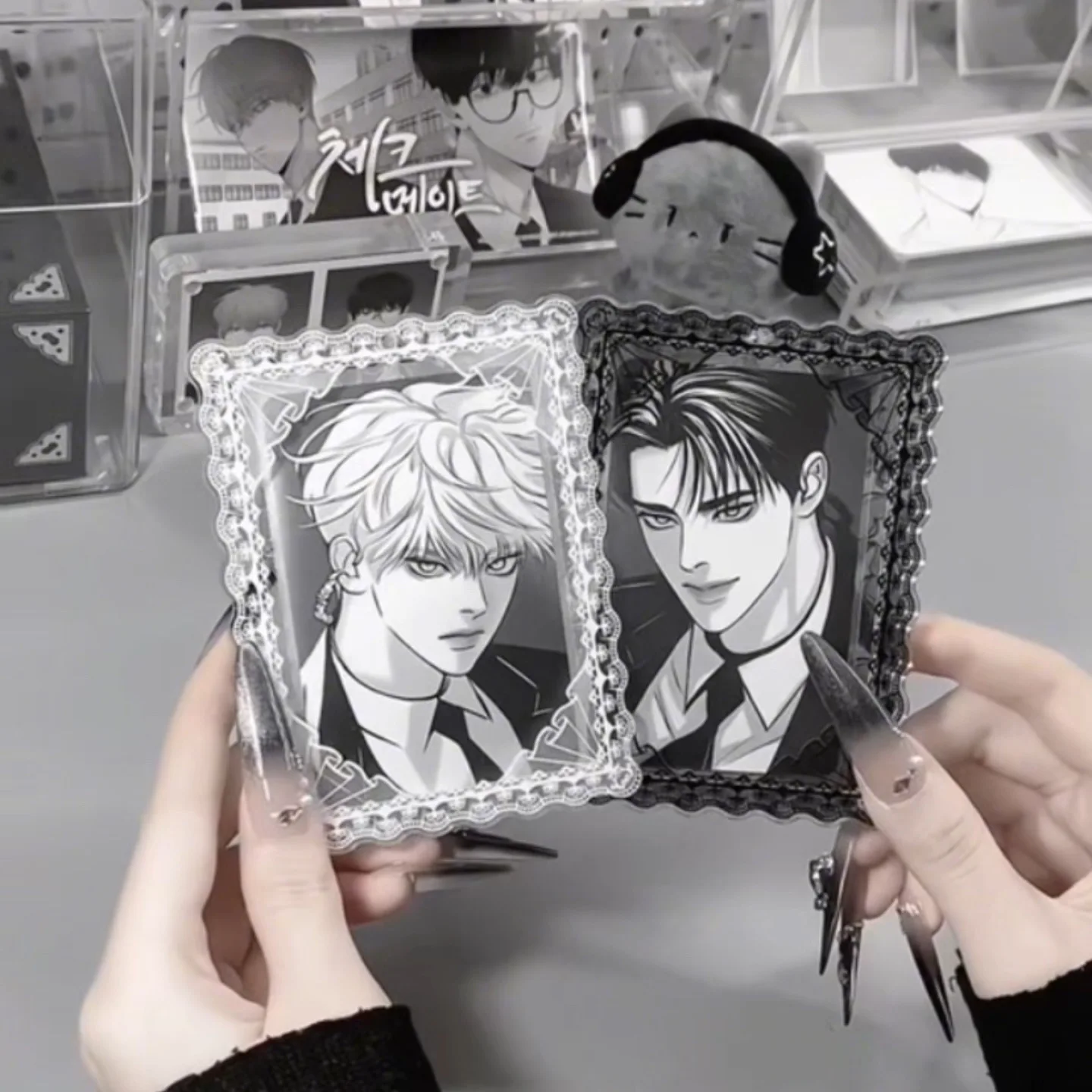 Butterfly & Flower Aesthetic Acrylic Dual Display Frame Ins 3-Inch Lace Photo Display Stand for Photocards with Magnetic Bas