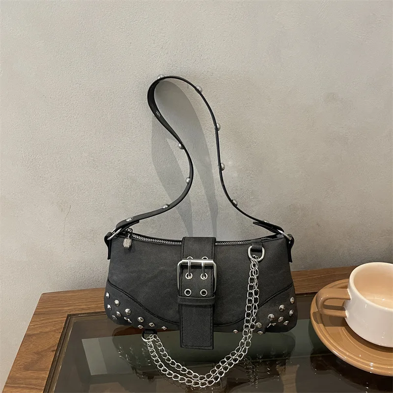 Vintage Rivet Lock Design Shoulder Bags for Women Y2k Cool Hot Girls Chain Underarm Bag Versatile Portable Female Phone Handbag