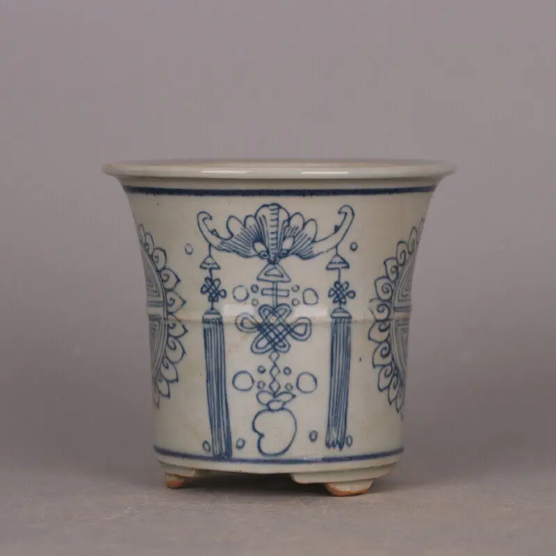 Chinese Ming Blue-and-white Porcelain Animal Bat Three Foot Flower Pot Nice Art Work