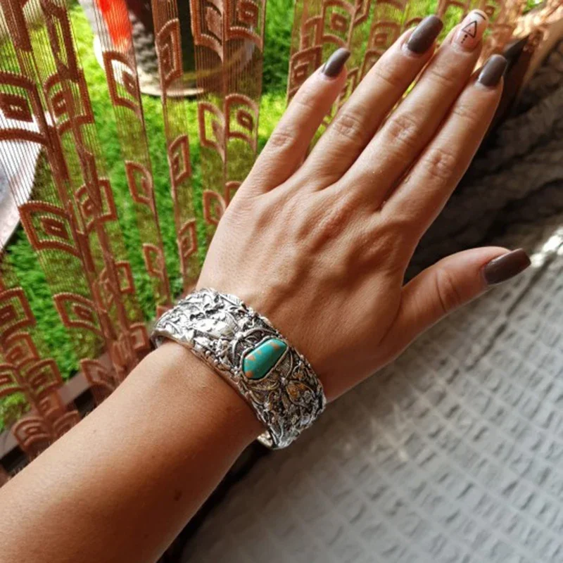 Vintage Carved Ethnic Cuff Leaf Bracelet Punk Bohemian Opening Bangles Leaves Bracelets Bangle for Women Wedding Jewelry