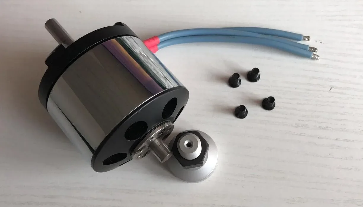 

N5330(6360) 220KV 10S brushless motor for 75-85inch Fix-Wing Airplane DUALSKY SUNNYSKY hobbywing