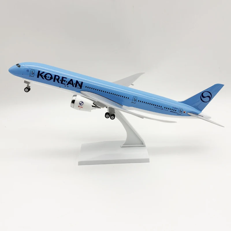

Модель самолета B787 Korean Airways из литого металла, 30 см, масштаб 1:250, с шасси, для сборки, детская игрушка, сувенир