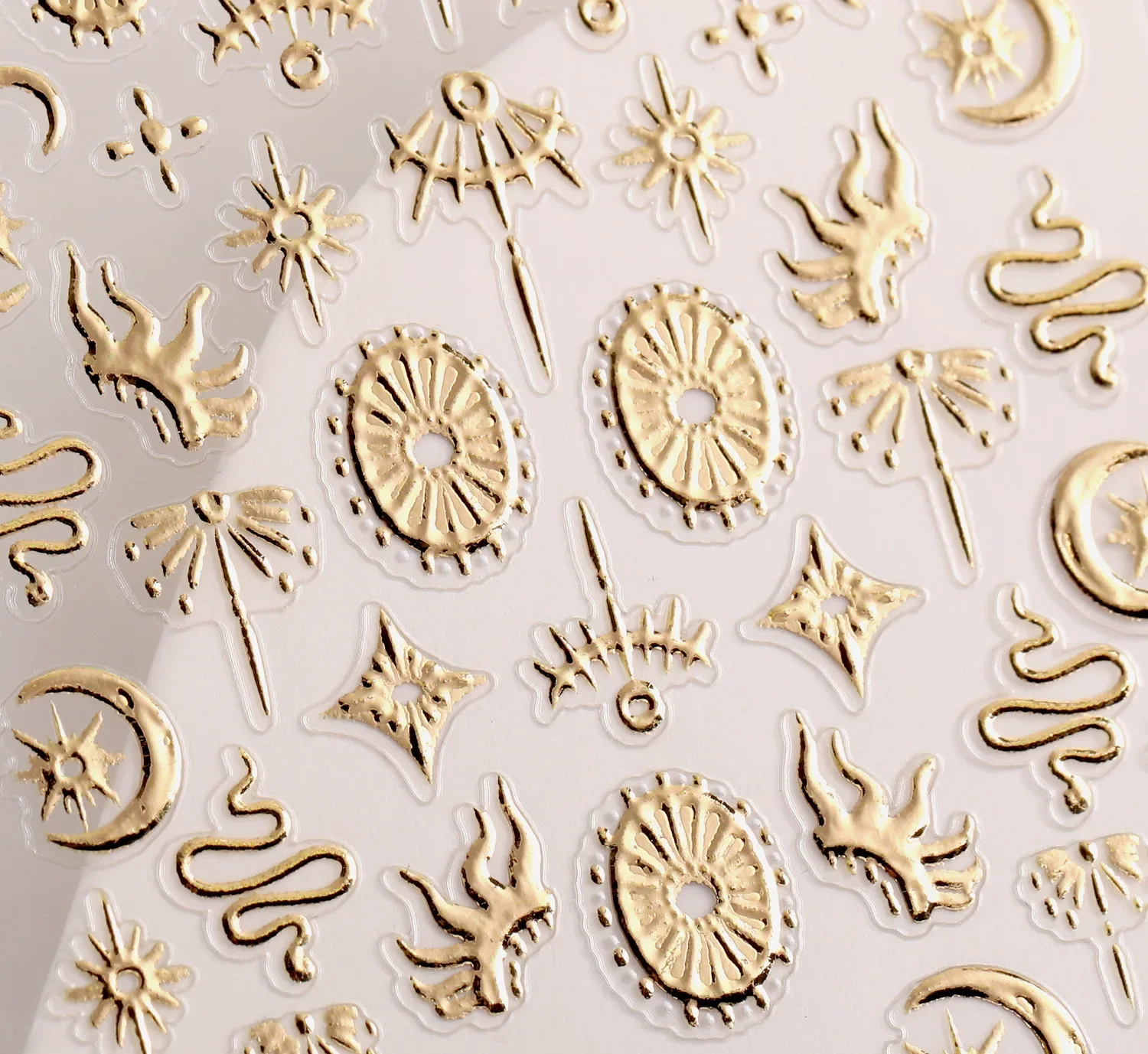 

1pcs Nail Art Sticker 5D Relief Retro Silver Snake Stickers Nial Art Decoration Posters