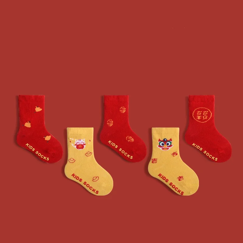 

Милые детские хлопковые носки, зимние новогодние красные носки для новорожденных мальчиков и девочек, милые теплые носки средней длины с героями мультфильмов для младенцев, канун Нового года