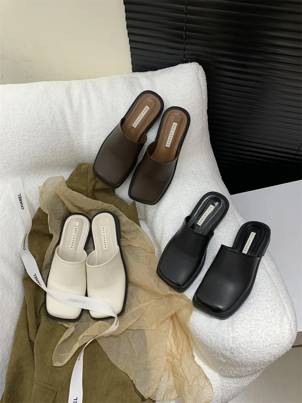 

Thick Heel British Style Square Head Heelless Lazy Mueller shoes female Loafers Luxury Slides 2024 Summer New Driving Slipper