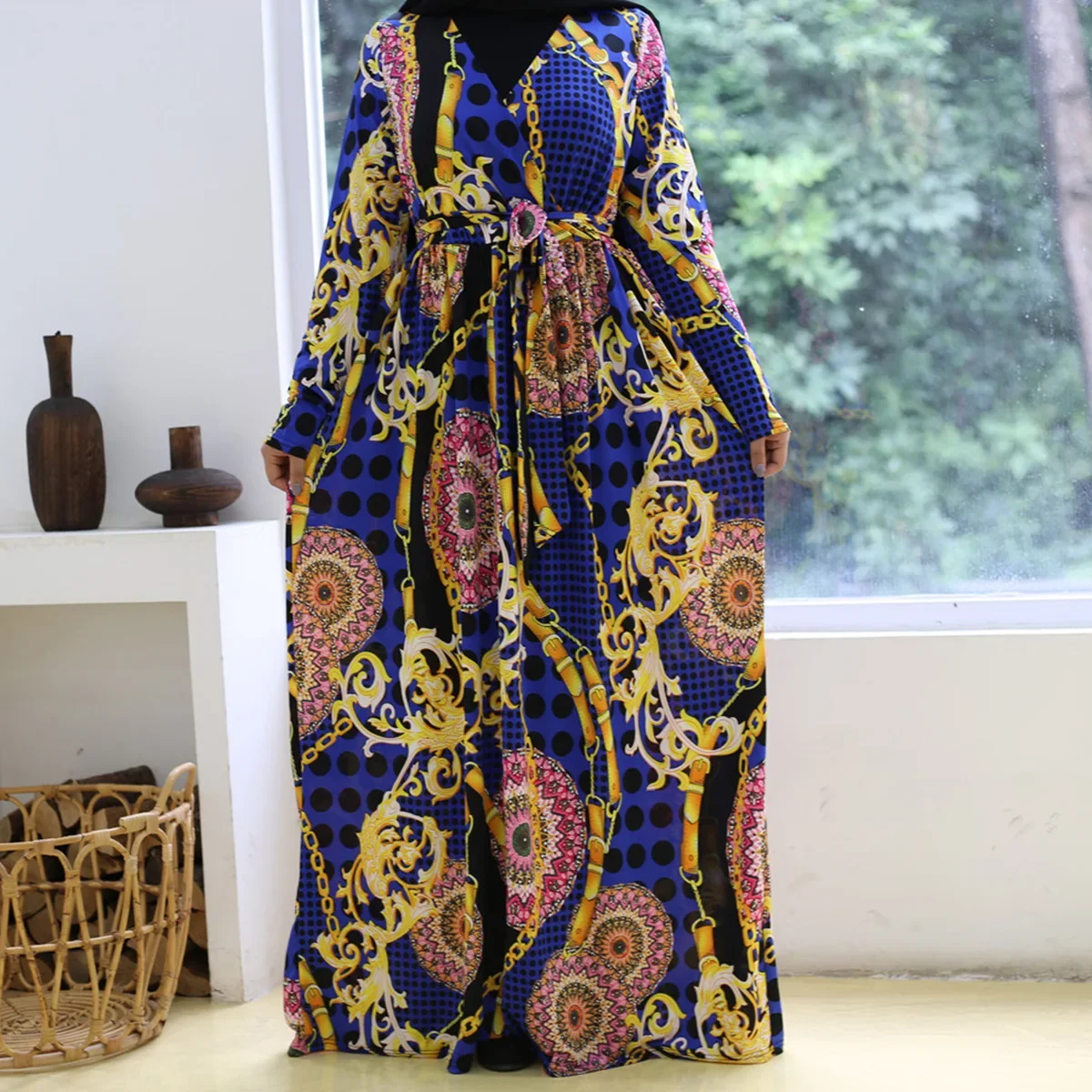 Abaya casual per le donne Abito maxi lungo a maniche lunghe Dubai Abaya Stampa scollo a V Abito musulmano a maniche lunghe slim fit Abiti caftano