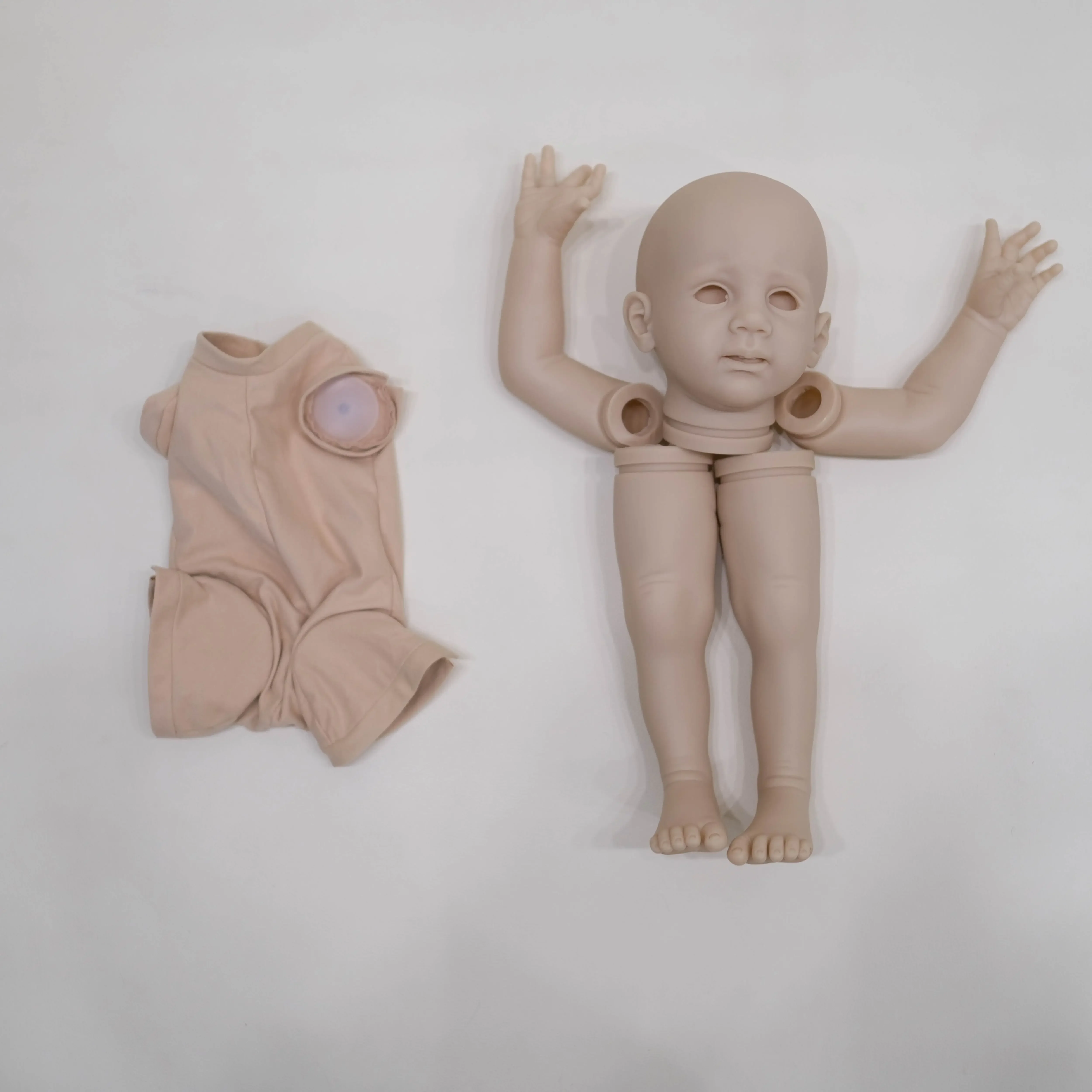 DLS 25インチ リボーンドールキット フリッツィ 限定版 人気キット ソフトタッチ フレッシュカラー ビニールキット