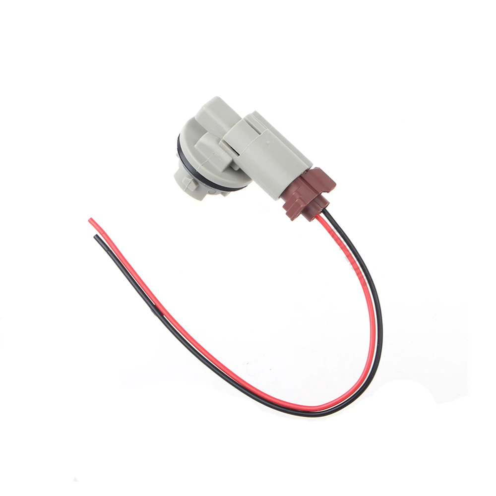1 Set Car Lights T10 W5W Bulb Holder For Nissan Sylphy Livina GTR Connector Accessories