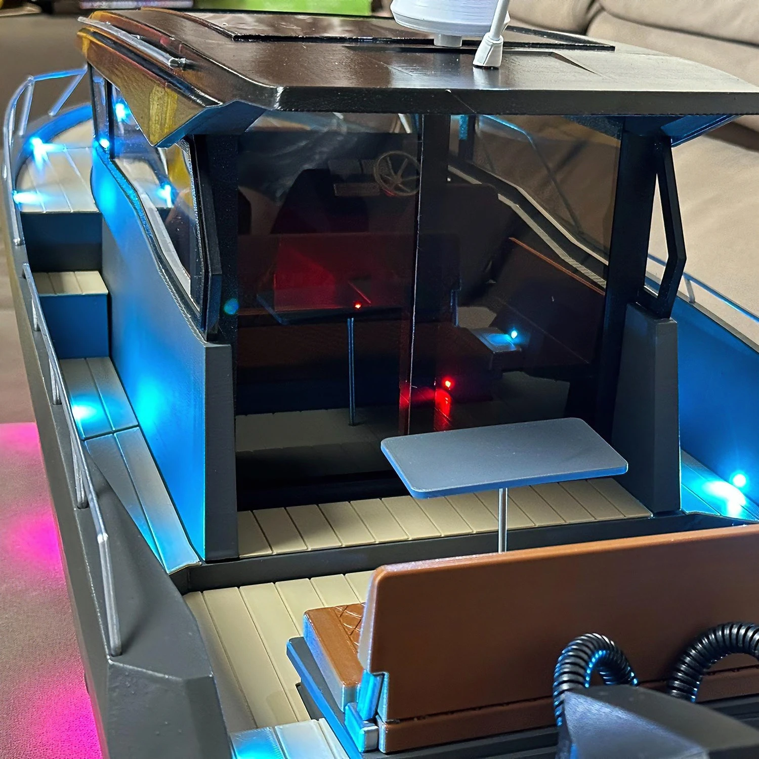 1/9 RC Ships 107cm Simulated Remote-controlled Yacht Model Equipped with Double Outboard Motor RC Ships RTR Ship Toy Yacht Model