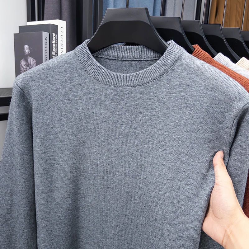 Sweter męski z okrągłym dekoltem, dzianinowy, nowy model na jesień i zimę, gruby sweter męski, sweter bazowy męski, modny strój do noszenia pod ubraniem.