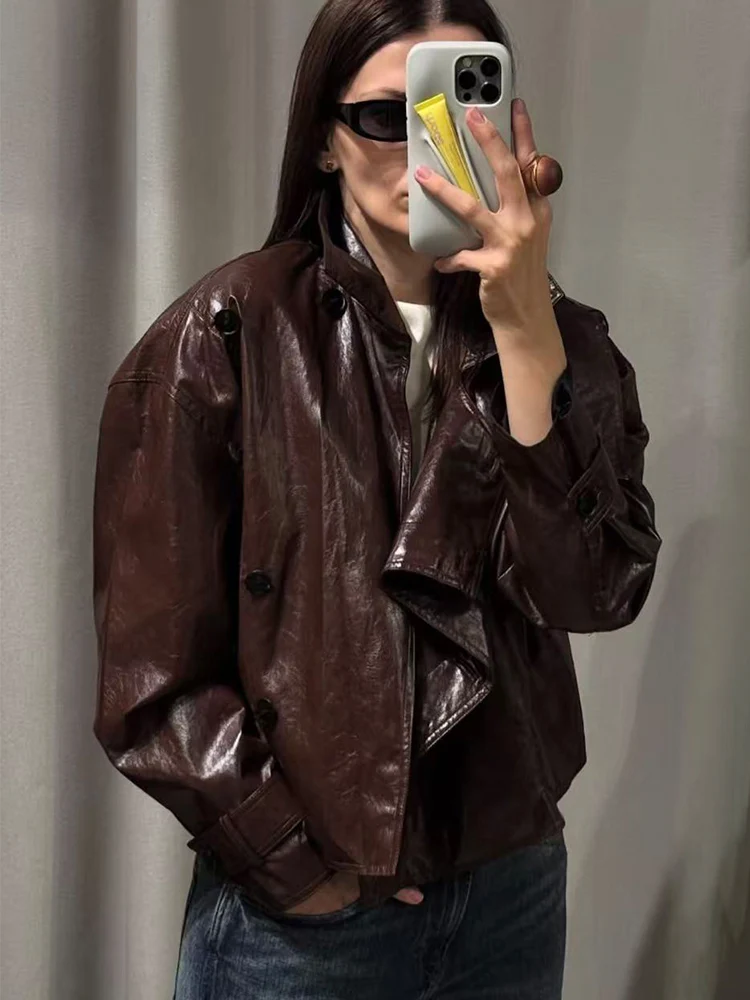 เสื้อโค้ทหนังเทียมผู้หญิงใหม่ ฤดูใบไม้ร่วง 2025 สไตล์ลำลอง ทรงหลวม เสื้อแจ็คเก็ตหนังเทียมสไตล์วินเทจ แขนยาว