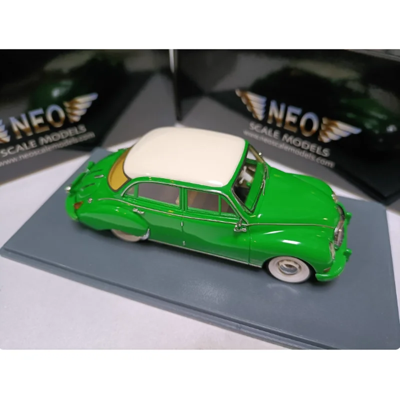 Neo 1/43 DKW 3 = 6 F94 4d 1957 أخضر أبيض سقف الراتنج نموذج سيارة الكبار تذكارية كلاسيكية ثابت عرض تحصيل لعبة هدية