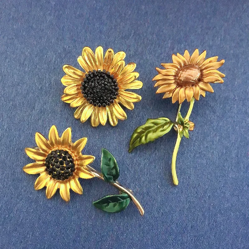 Fashion Yellow Rhinestone Sunflower Flower Brooch Female Party Clothing Accessories Pin Brooches Woman Gift