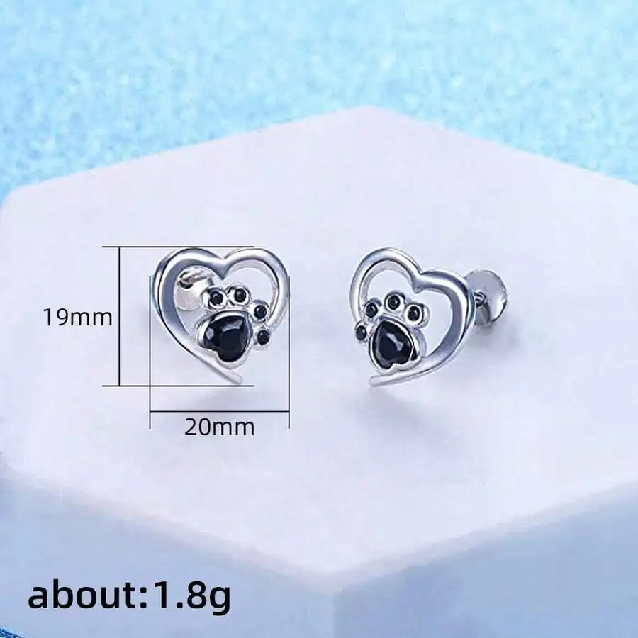 

Heart Shape Paw Print Stud Earrings For Women Fashion Jewelry Lightweight Hypoallergenic