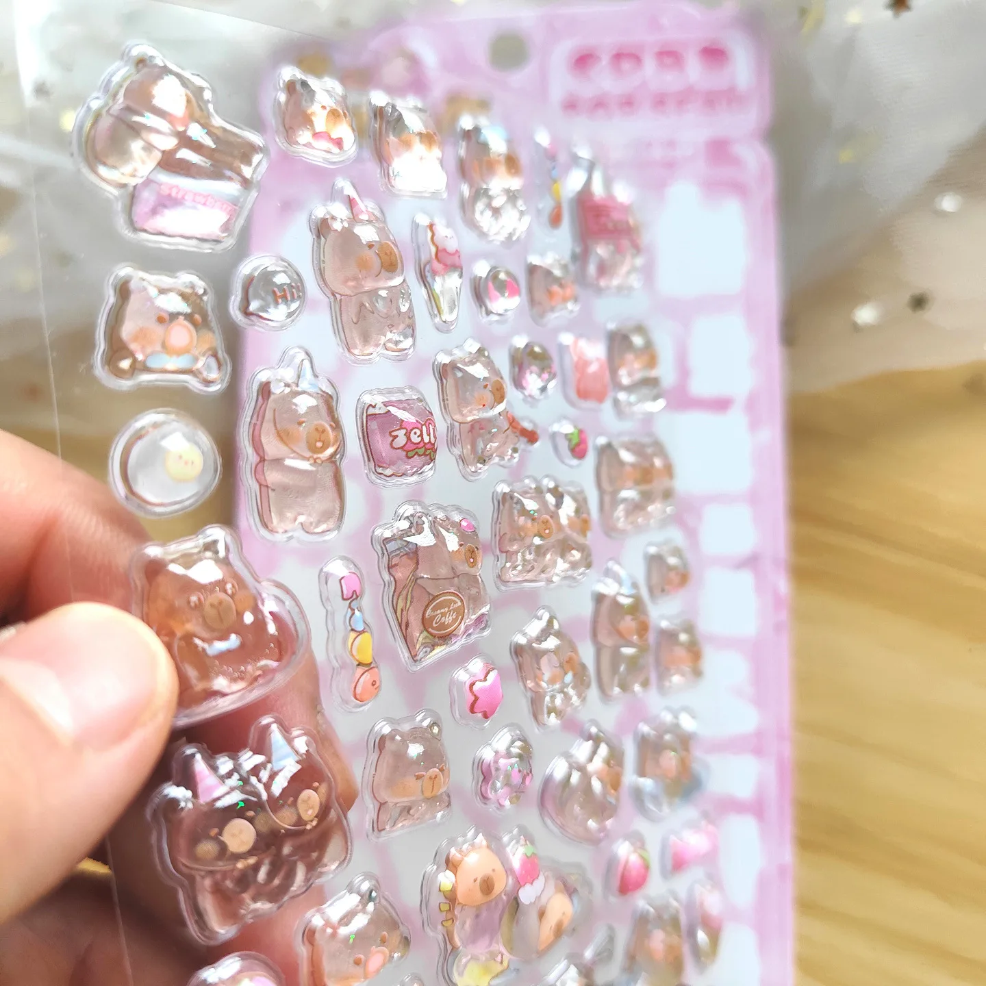 3Dステッカー カピバラ クリスタルエンボスステッカー かわいい漫画風動物デカール 携帯電話装飾ステッカー