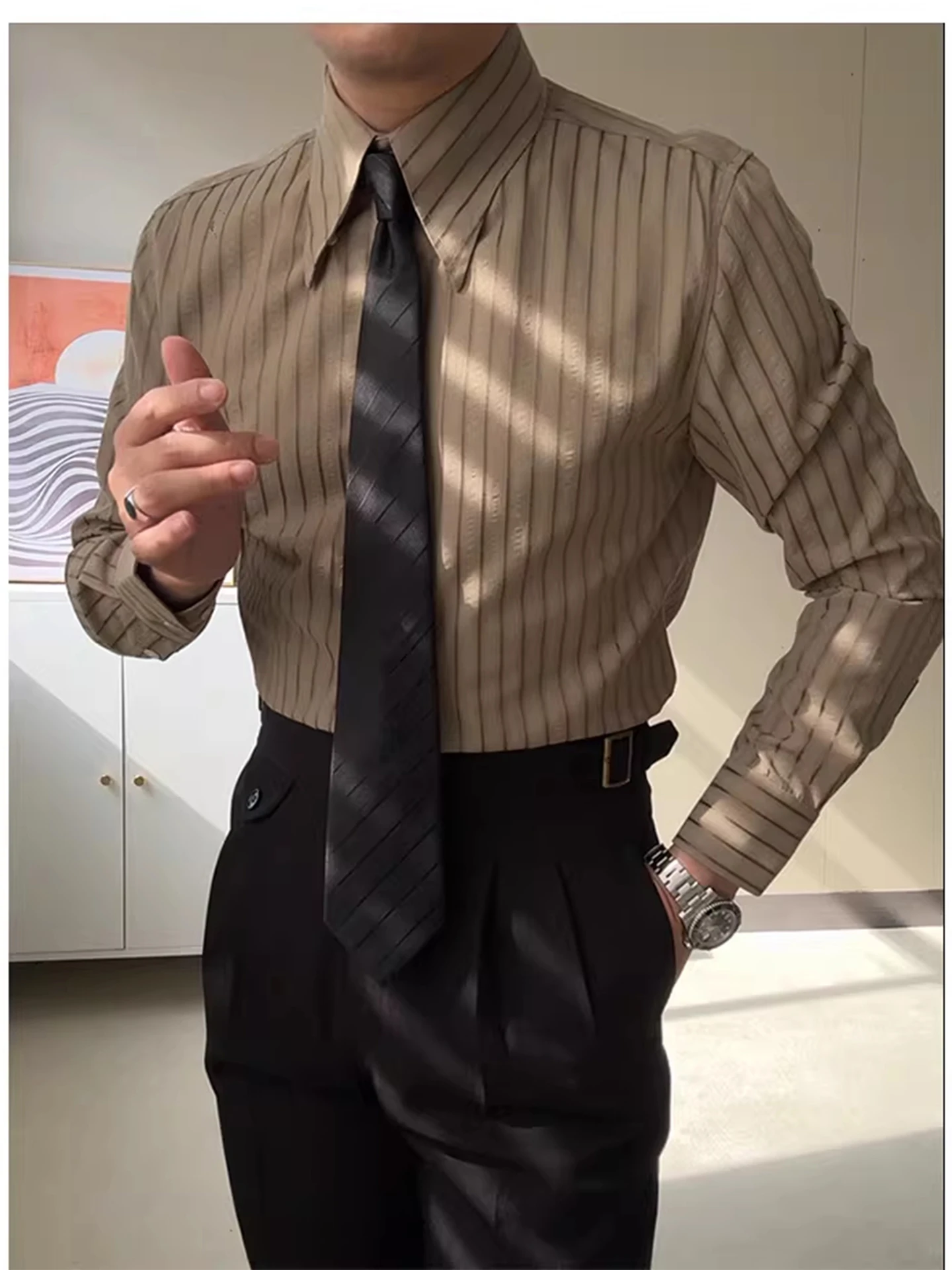 

Italian Vintage Breathable Bubble irt Long Sve Casual arp Collar Striped Busin Men's irt Polyester Fiber No Brand