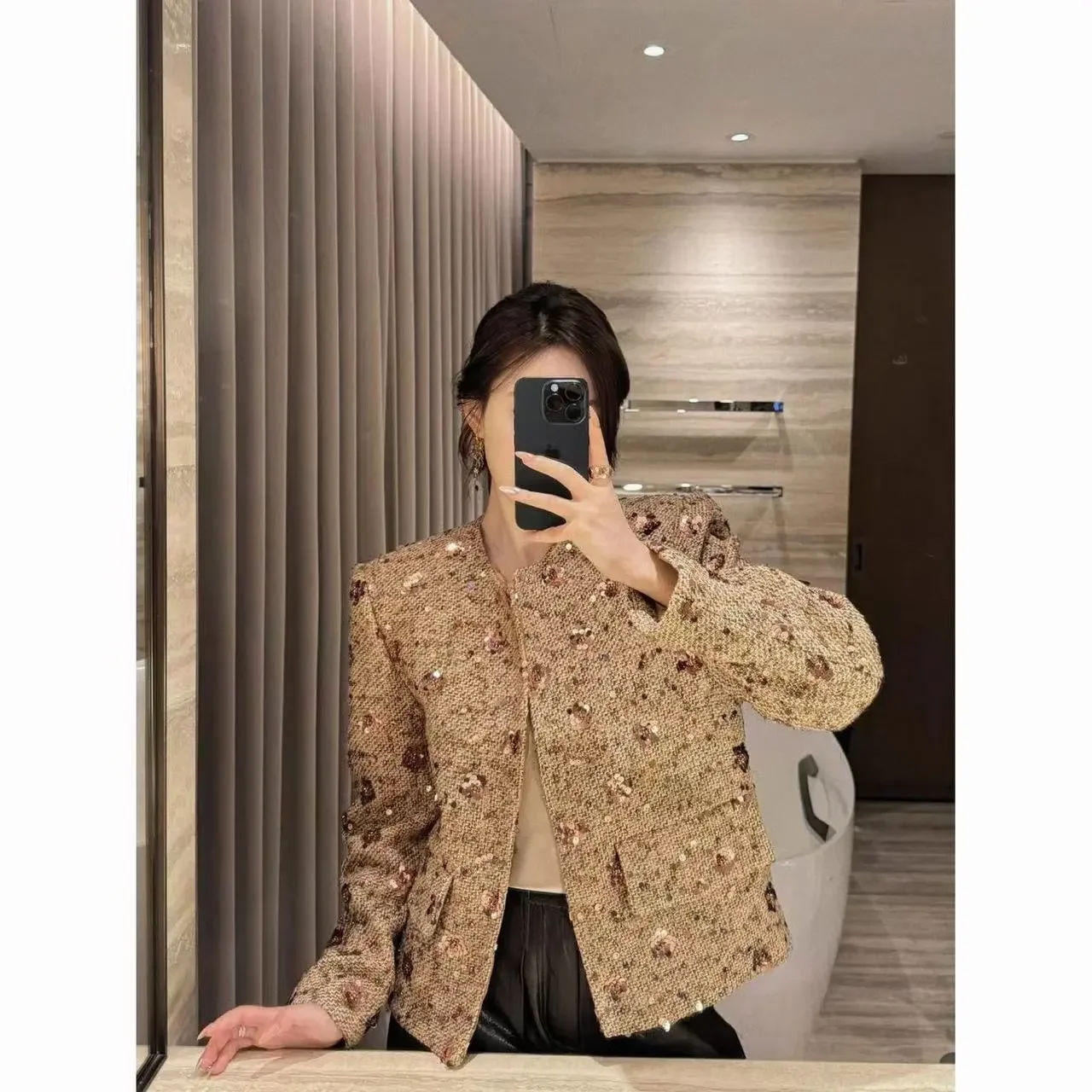 Luxury Tweed Jacket Women Coat Long Sleeve Tweed Blazer Crop Jacket Short Tops Plaid Pockets Office Ladies Clothing New