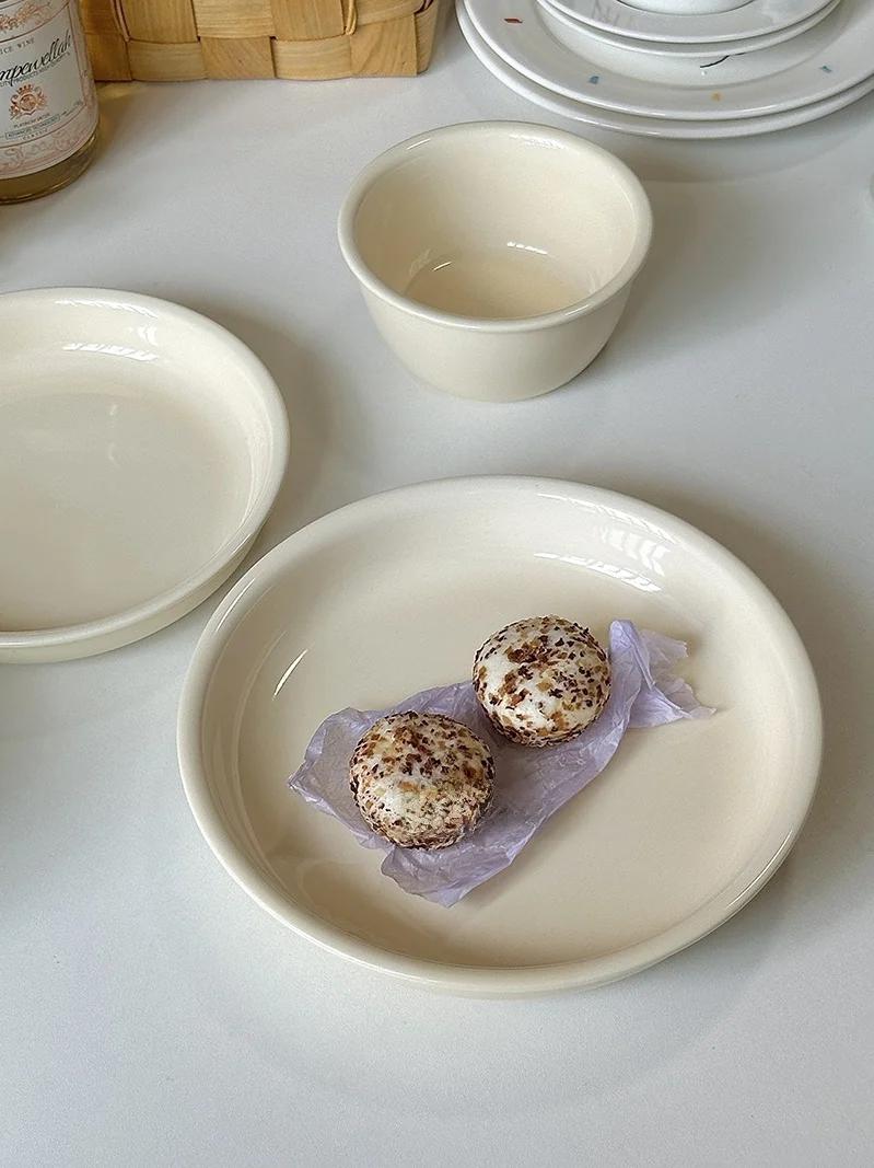 

Cerc Breakfast Bowl in Cr Color for Girls Wheat Flakes Fruit Salad Yogurt Dert Bowl American Sle Pure Color Bowl
