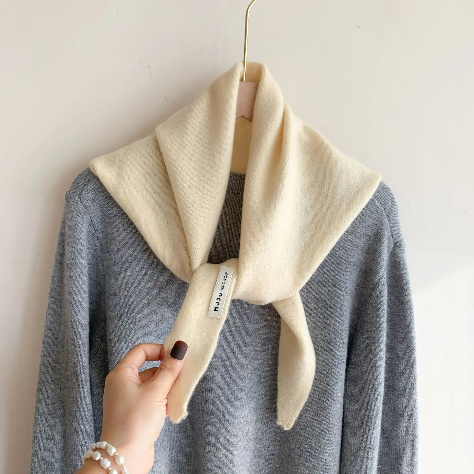 100% Wool Women's Knitted Triangle Scarf Shawl Warmth for Autumn and Winter Multifunctional All - Match Small Scarf for Ladies
