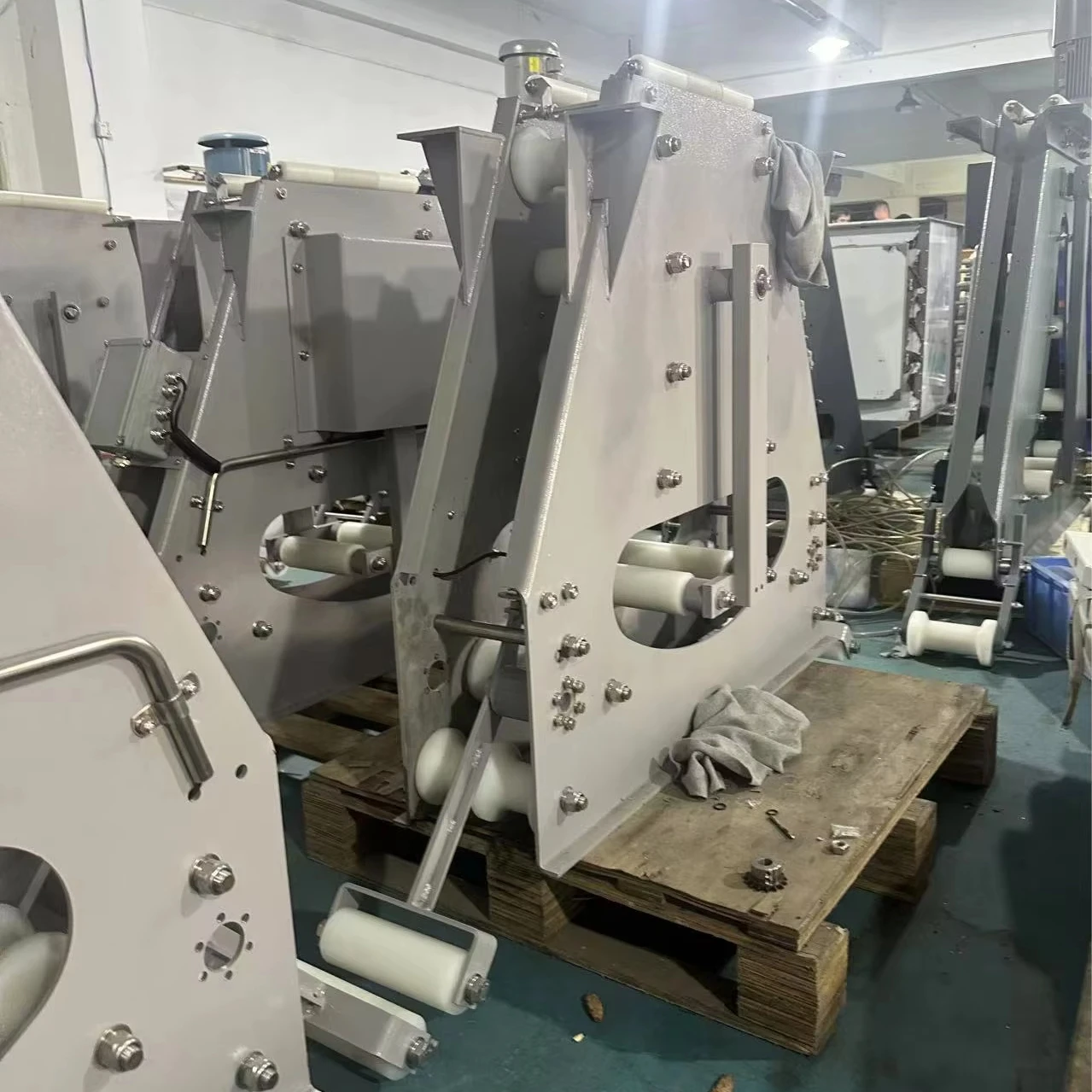 Low Price Cable Reel Drum Manufacturer Large Power Supply Cable Reel Hot Sale Hysteresis Cable Reel For Mobile Gantry Crane
