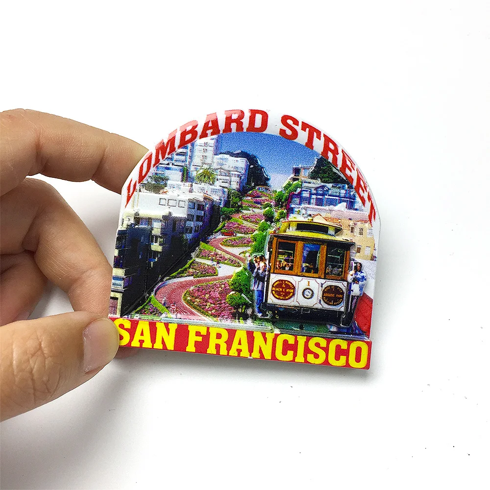 

3D Resin Lombard Street Fridge Magnet - ‌USA Souvenir‌ - ‌Cute Decorative Magnets for Fridge & Room‌ - Super Strong Magnets