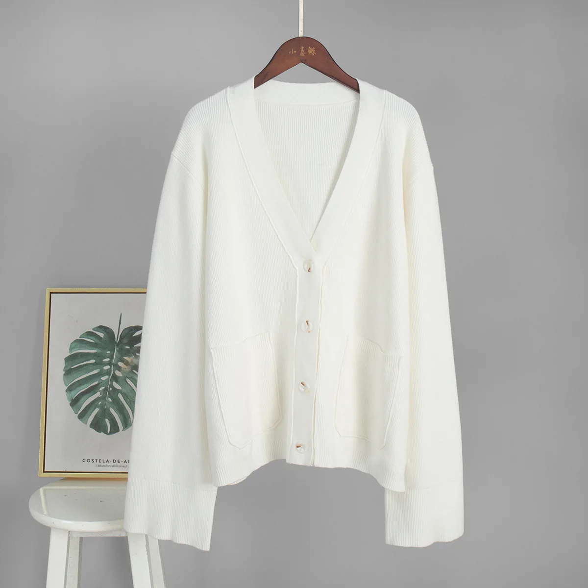 2025 herbst Winter Lose Strickjacke Pullover V-ausschnitt Strickjacke Faul Stil Lose Pullover für Frauen