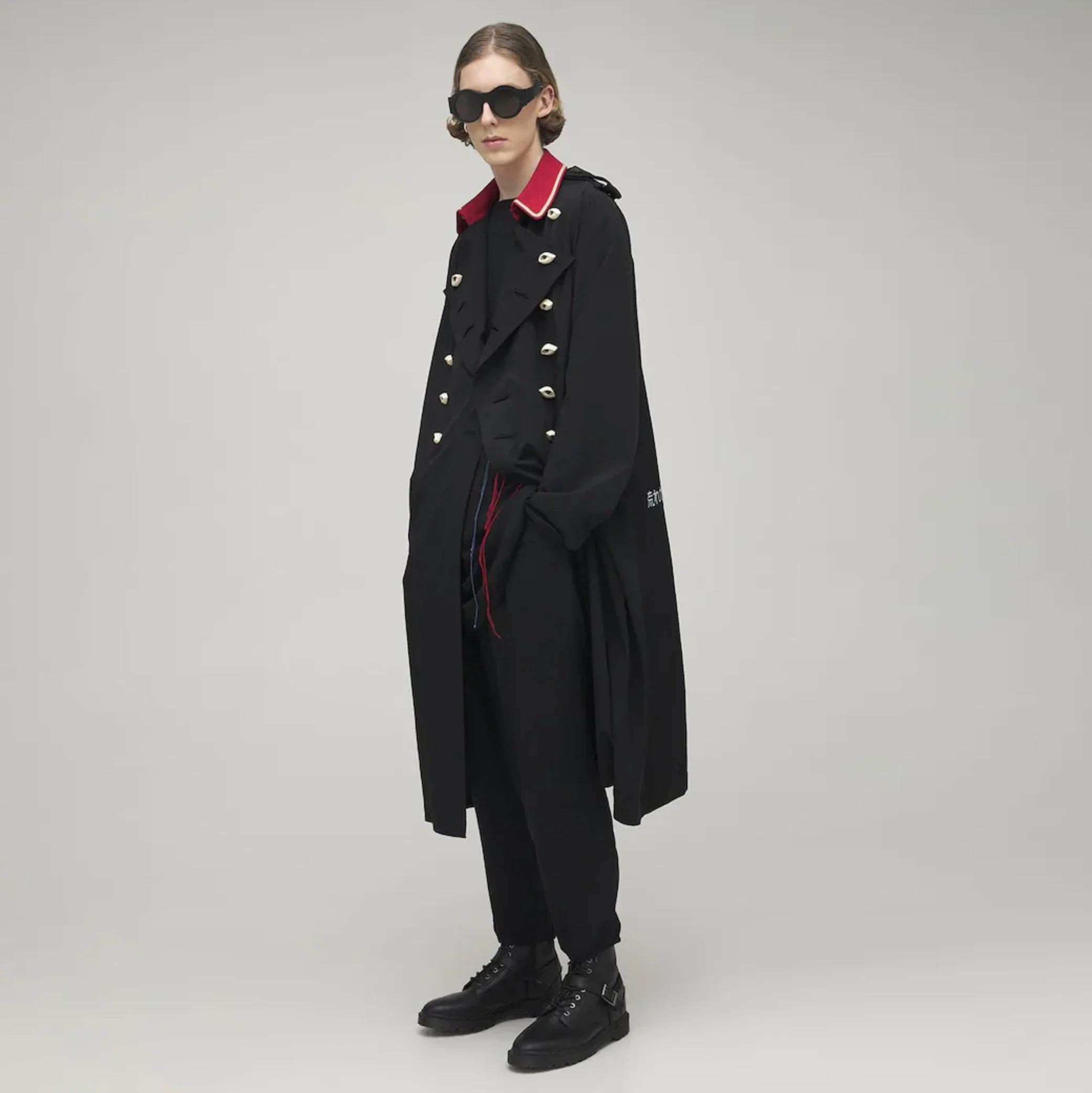 

YOJI OOAK Japanese Mitsubishi double-breasted warrior Napoleon trench coat eye buckle red collar robe triacetate