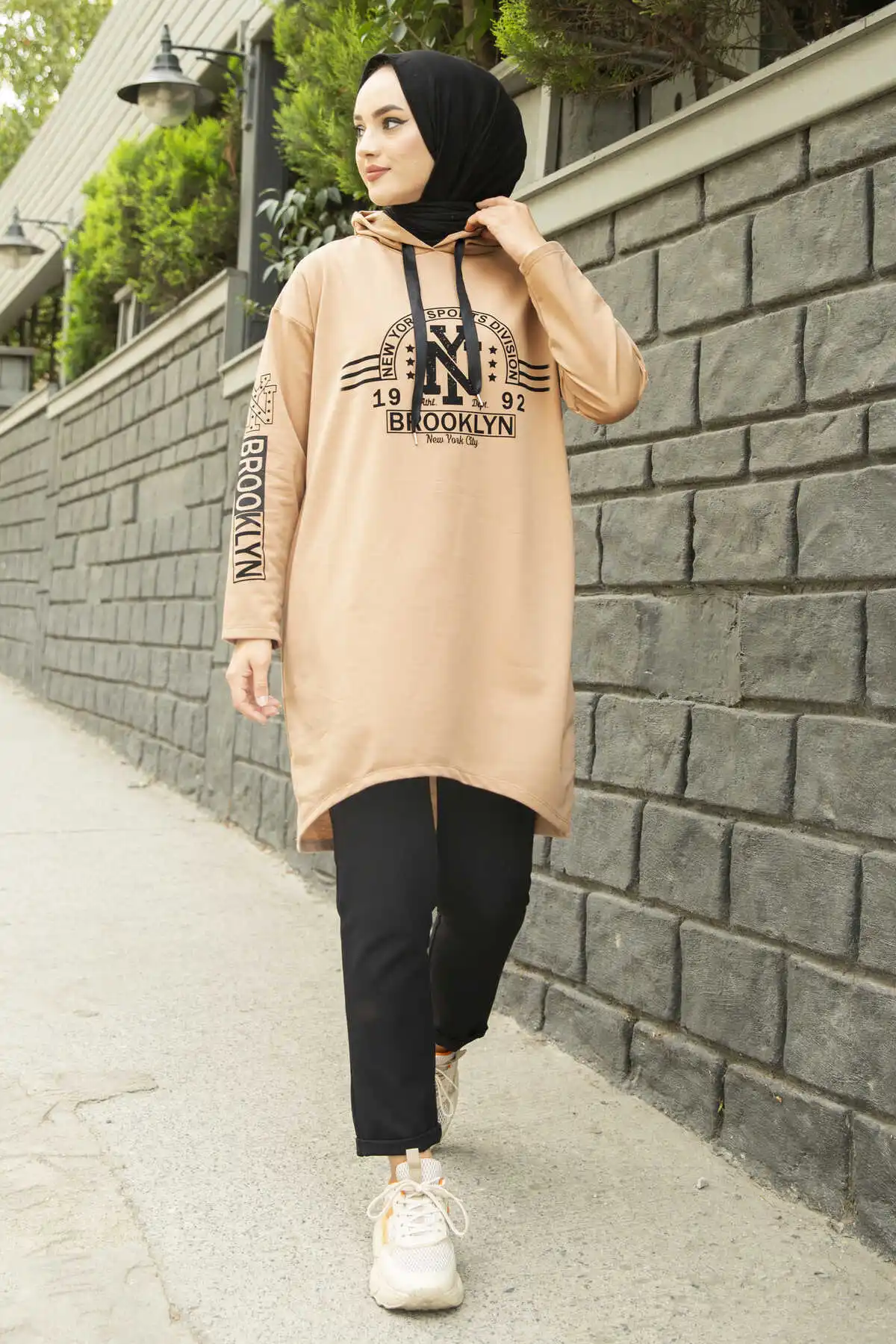 Black New York Printed Sportswear Tunic NY-Milk Coffee