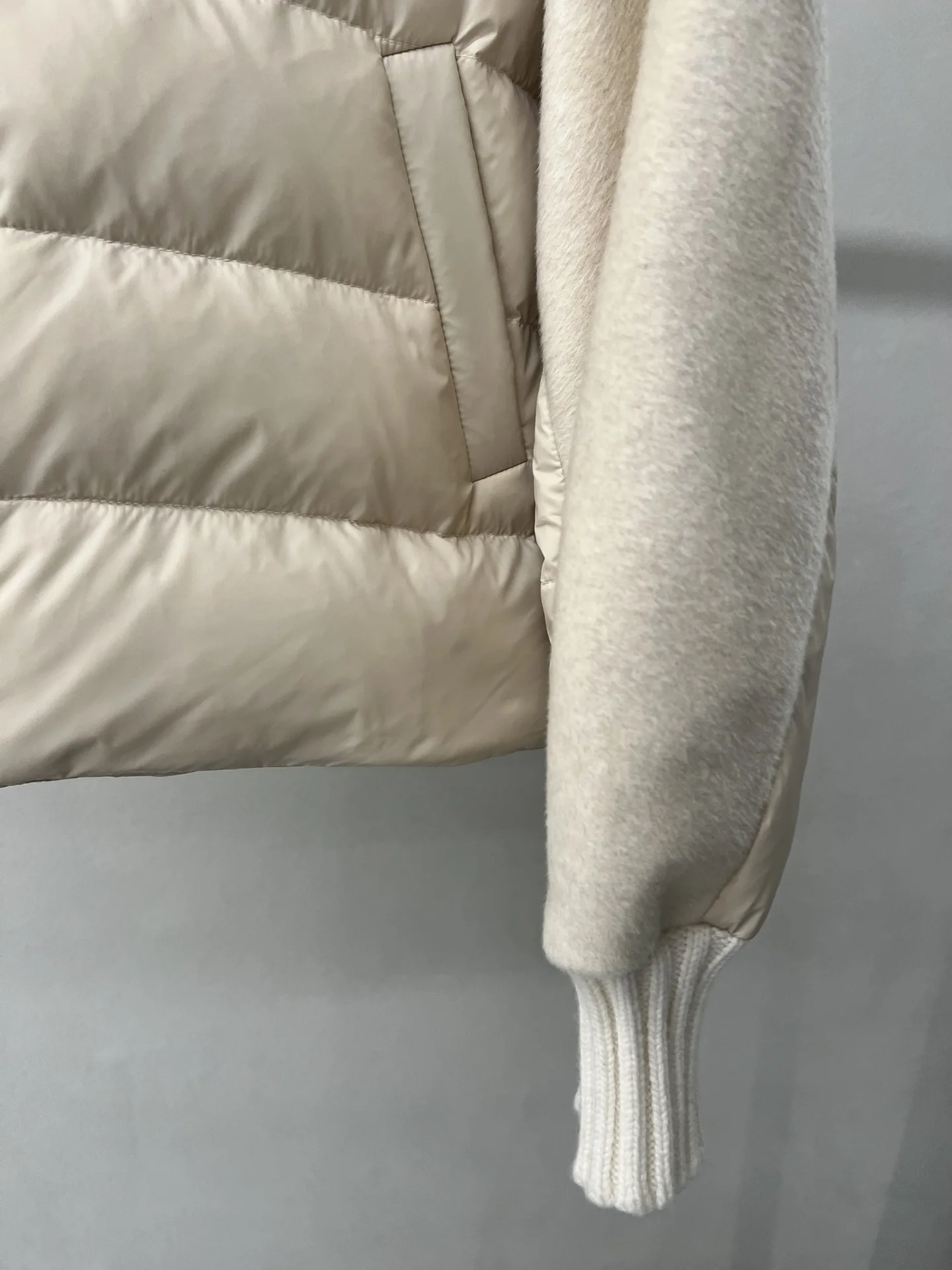 وصل حديثًا لخريف وشتاء 2025 سترة قصيرة مخصصة مزدوجة الوجه من الكشمير والصوف