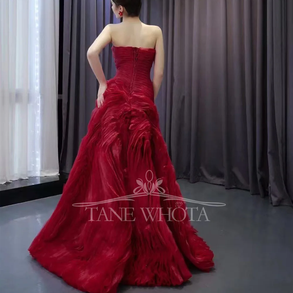 Luxury Red Lace Evening Party Dress Sweetheart Sleeveless A-Line Prom Dress with Lace-Up Back for Women Customized