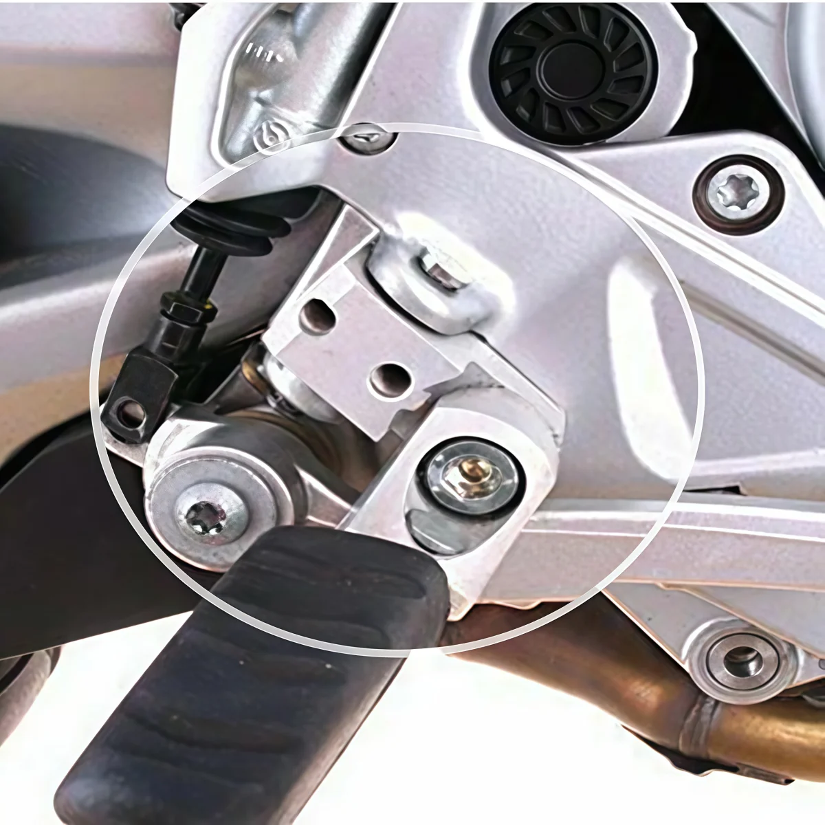 New Adjustable Driver Footrest Passenger Lowering Motorcycle For BMW R1150RT R1100RT R1150R Rockster R 1150 RT R 1100 RT