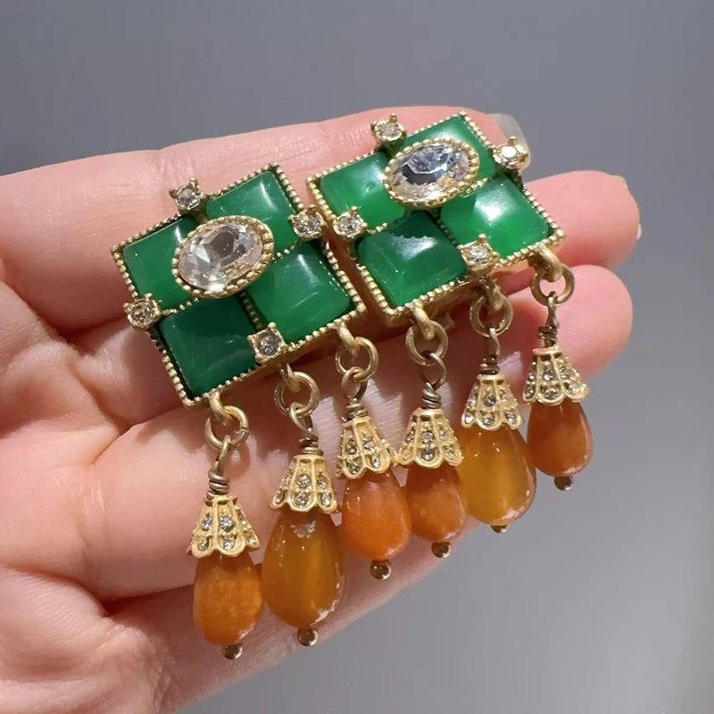 

Square Four Grid Natural Stone Drop Earring Green Agate Vintage Jewelry Pendant Beeswax Retro Women Antique Gold Color Gifts