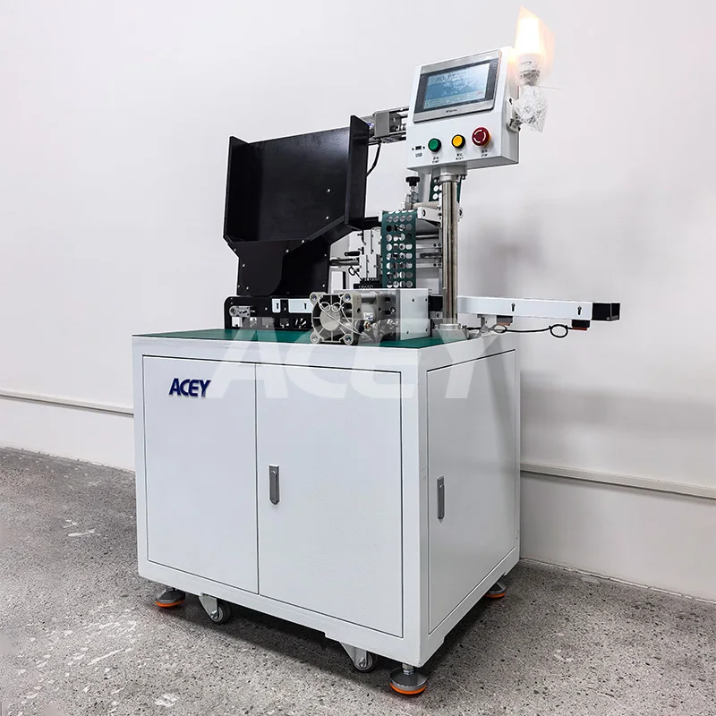 18650-32700 Cylindrical Cell Terminal Insulation Paper Applicator Fish Paper Pad Application Machine