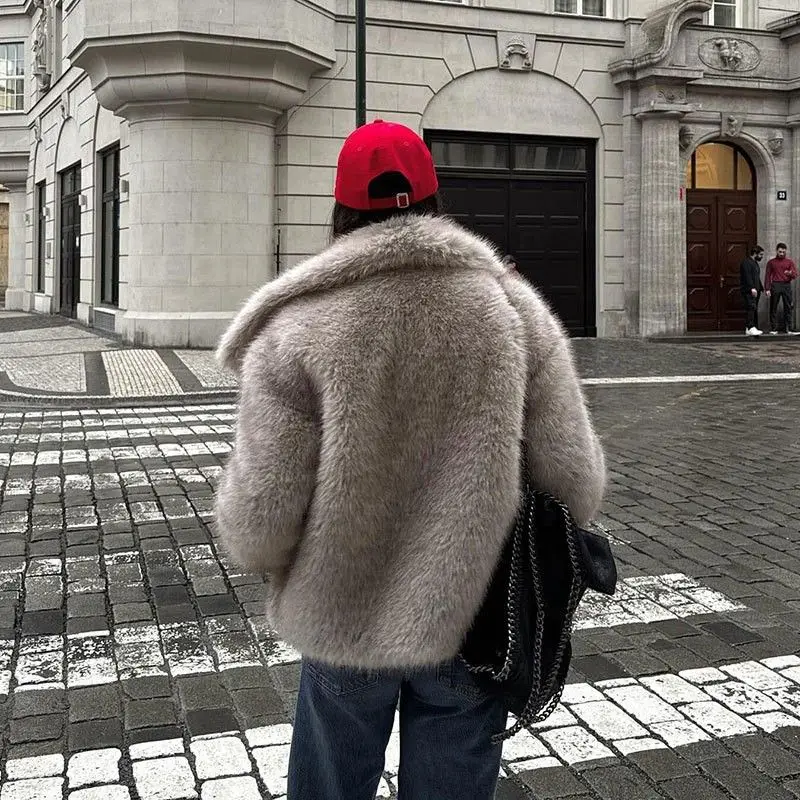 شتاء جديد Sle المرأة معطف الفرو فرو المنك واسعة طوق فضفاض ort معطف الأوروبي Sle طويل Sve ort طول مع قبعة