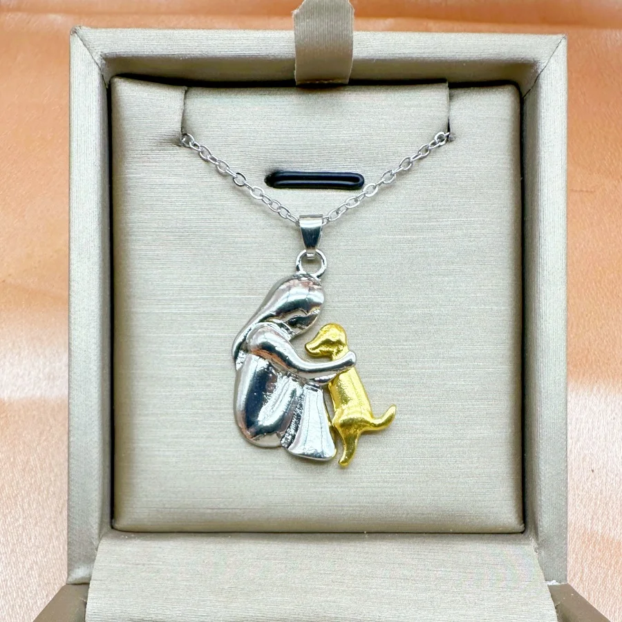 Fashionable and creative lady puppy necklace as a jewelry gift for women\'s party anniversary aesthetic pendants
