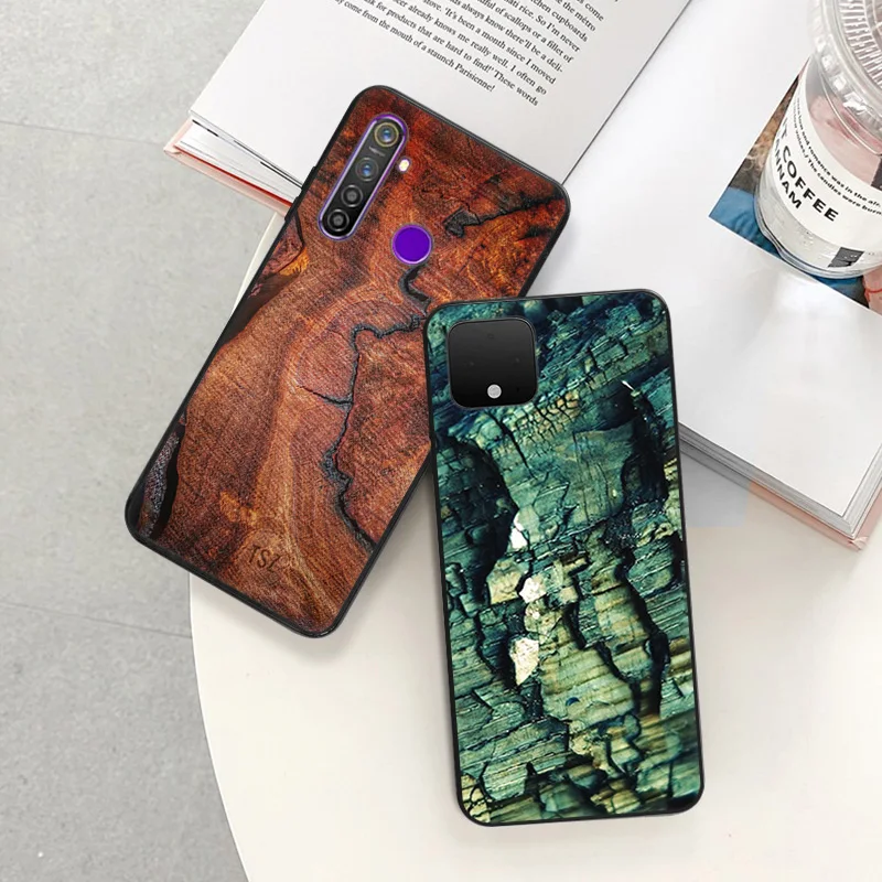 Matte Phone Case for Pixel 8 8a 7 7a 6 6a Moto Edge 20 30 40 Pro OneFusion G200 Colorful Wood Crack Textures Soft Black Cover