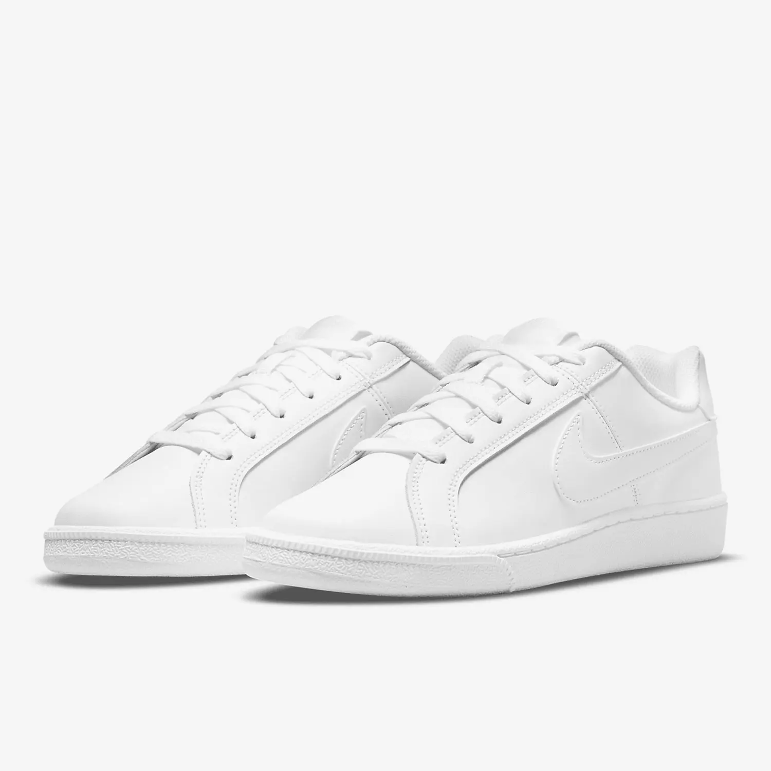 حذاء Nike الأصلي المقاوم للاهتراء للنساء، حذاء رياضي وترفيهي خفيف الوزن 749867-105