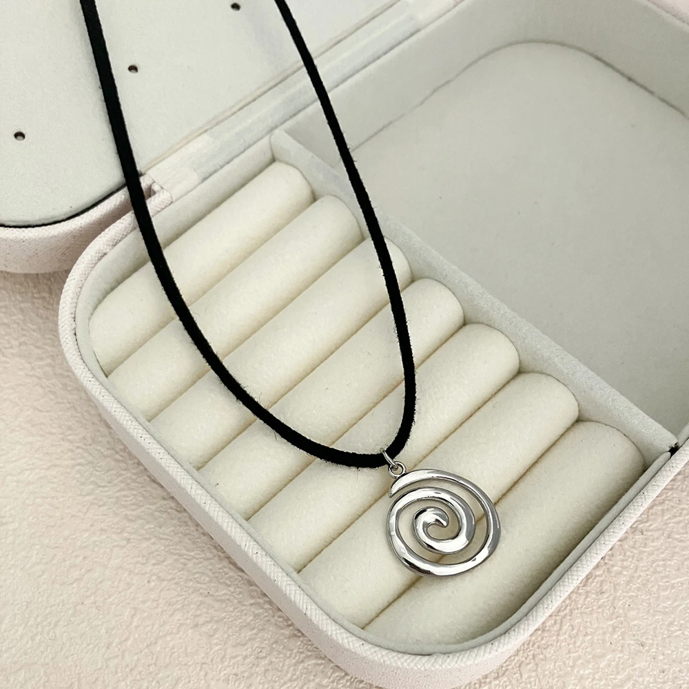 Y2K Stainless Steel Swirl Spiral Geometric Pendant Necklace Retro Goth Necklace Grunge Aesthetic Accessory