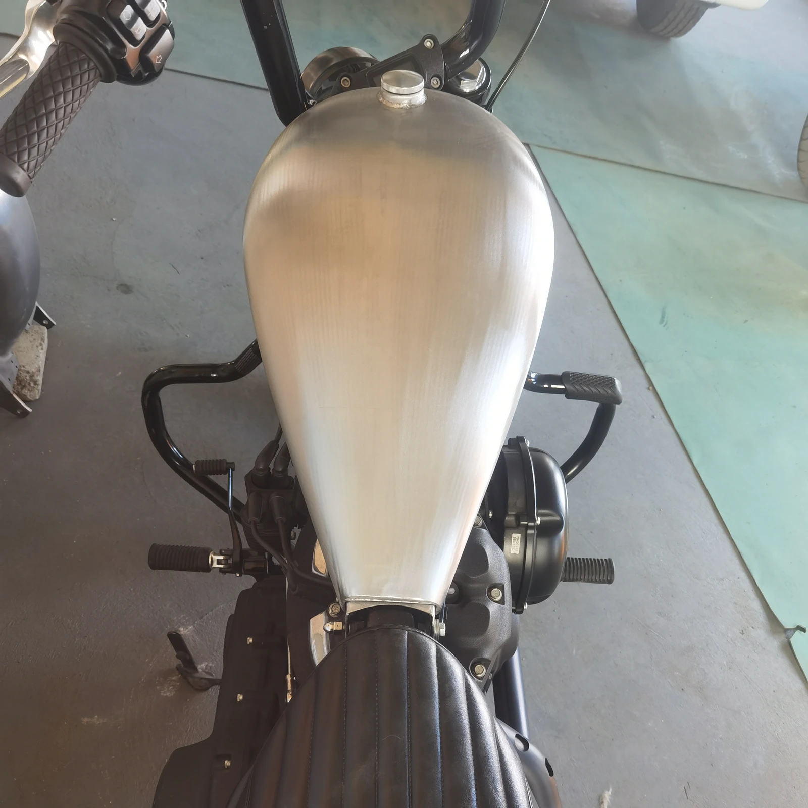 14L Motorcycle Petrol Gas Fuel Tank For Harley Davidson Softail Street Fighter M8 After 2018 Models