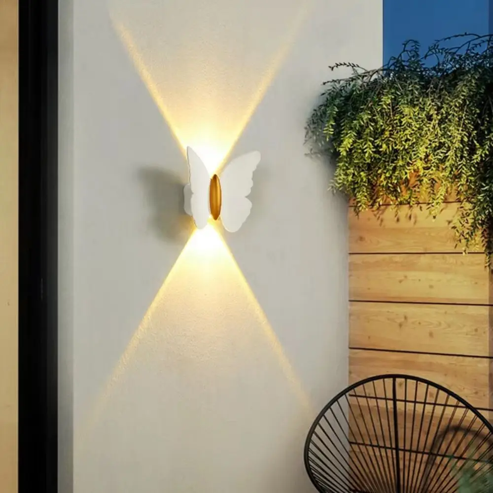Butterfly Shaped Butterfly Solar Wall Light Auto On/Off Solar Powered LED Induction Lamp Decorative Lighting Motion Sensor