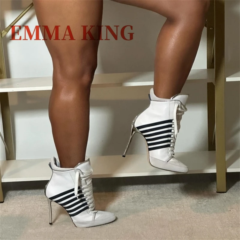 نمط رياضي عبر تعادل حذاء بوت بطول الكاحل جولة تو حذاء رياضة خنجر الأحذية قطاع طباعة اللون منعت المرأة موضة أحذية بوت قصيرة كبيرة 46