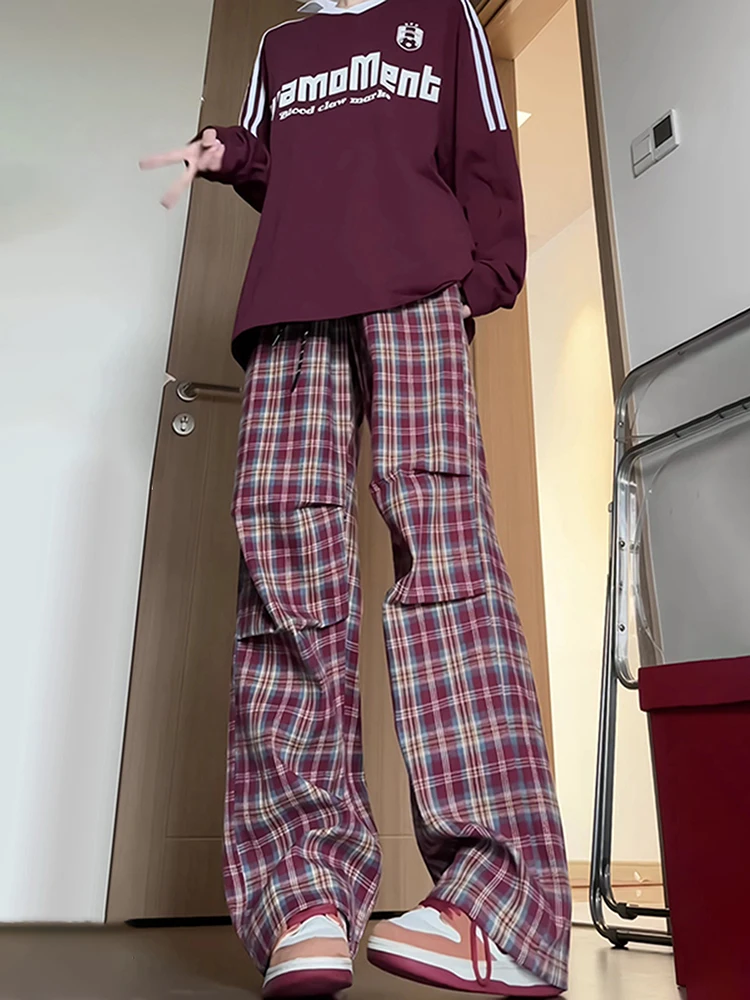 

American Retro Red Plaid Pants Women's Loose Wide Leg Casual Trousers Autumn Design Sense Pleated Low Waist Straight Tube