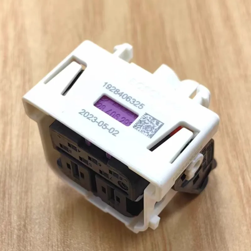 1928406325 Carcasa hembra 8P, original, funda de conector, conector eléctrico automático, pieza de protección eléctrica, reemplazo